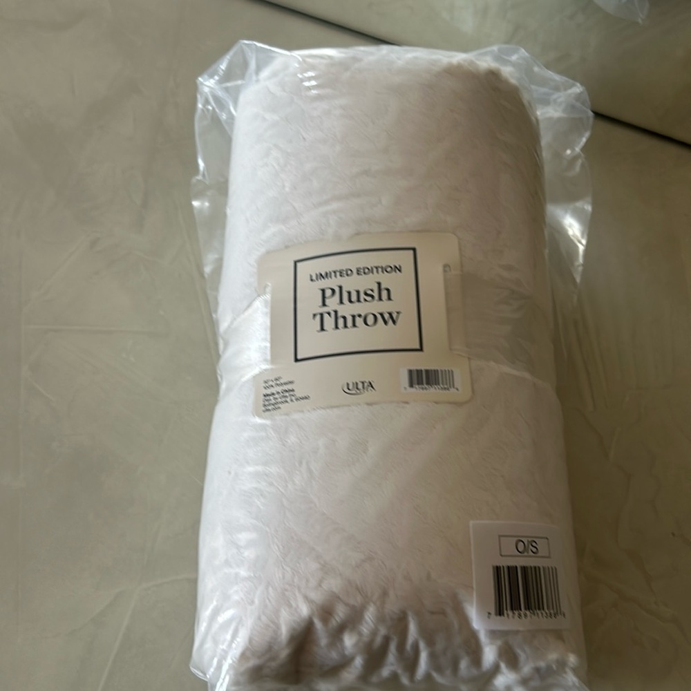 Plush Throw limited addition
